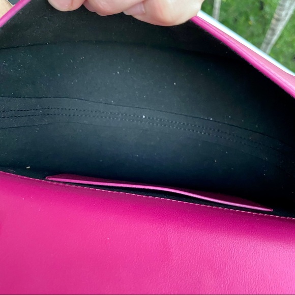 Yuzefi Delores Knot Top Handle Bag in Fuchsia - Picture 13 of 16